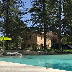  Farm stay Poggio Cantarello Vacanze